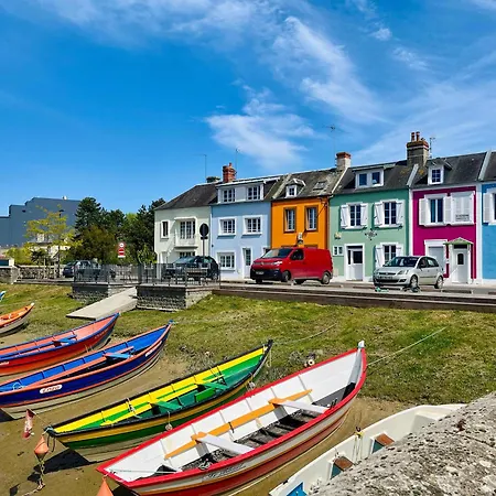La Maison Bleue Authentic Fishermans House بيت للعطل إيزيغني سور مير